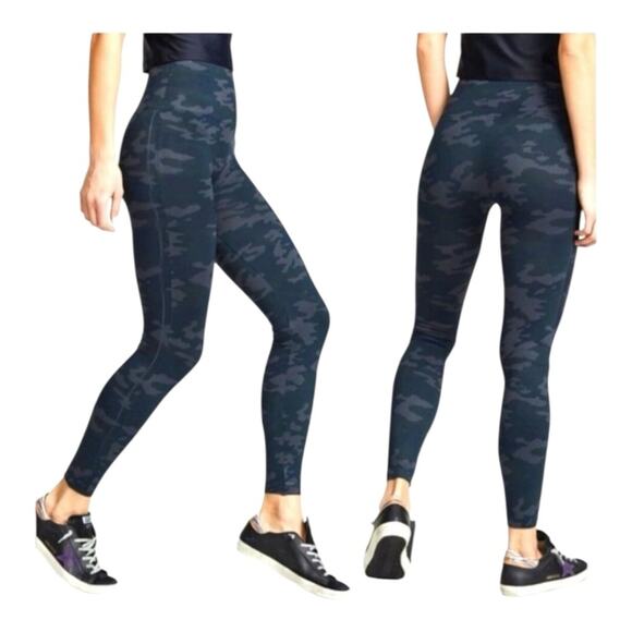 Spanx Look At Me Now Seamless Camo Leggings - Picture 1 of 4